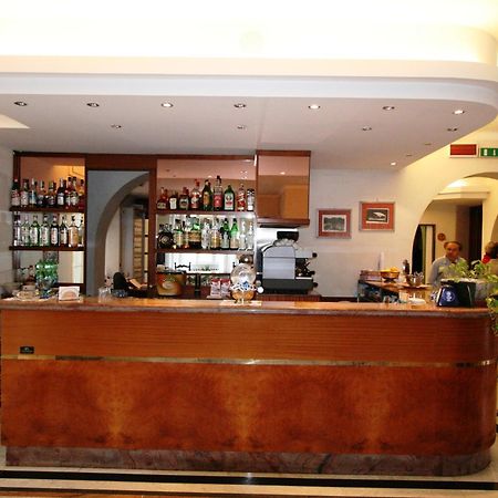 Hotel Dora Levanto Zewnętrze zdjęcie