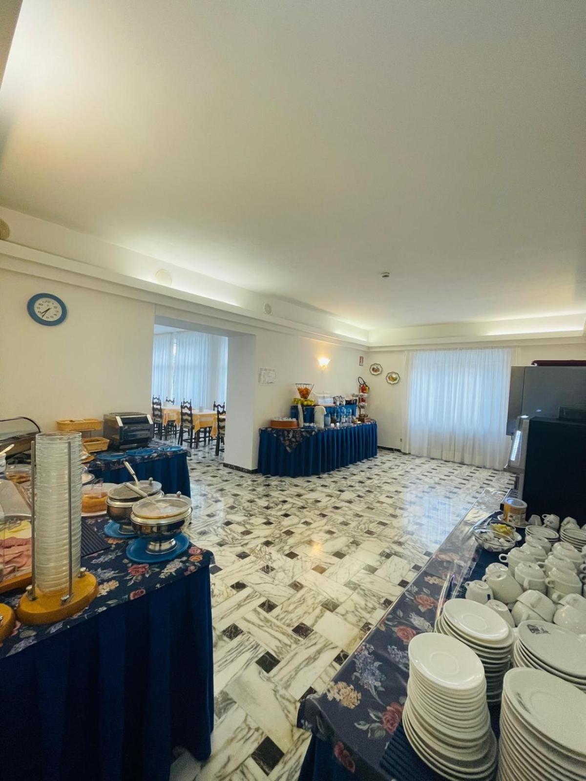 Hotel Dora Levanto Zewnętrze zdjęcie