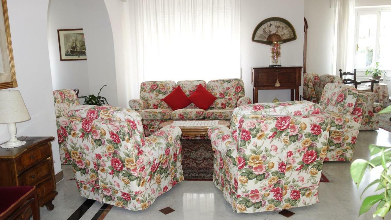 Hotel Dora Levanto Zewnętrze zdjęcie